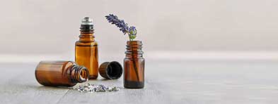 oil-bottles-and-lavender